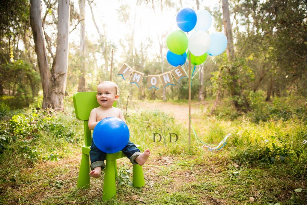 First Birthday Photos with Balloons and Chair