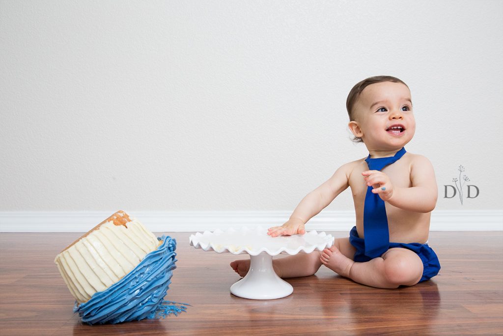 Cake Smash Photography Cute and Funny