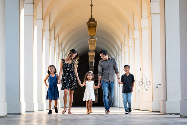 Read more about the article {G} Family Photos @ Pasadena City Hall