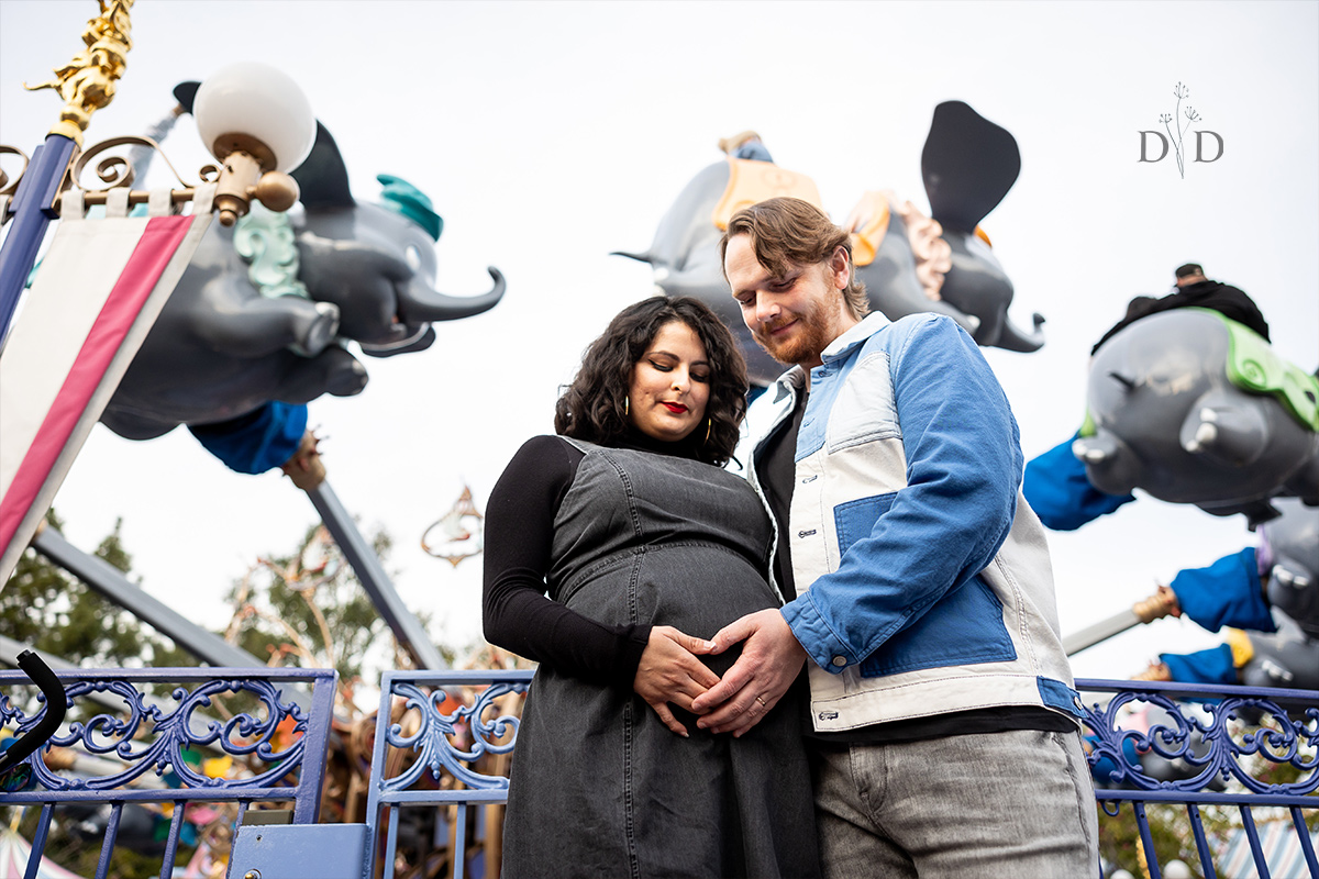 Disneyland Dumbo Maternity Photos