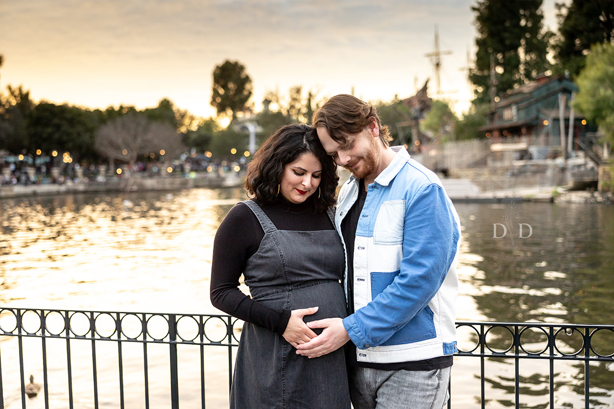 Rivers of America Maternity Photos